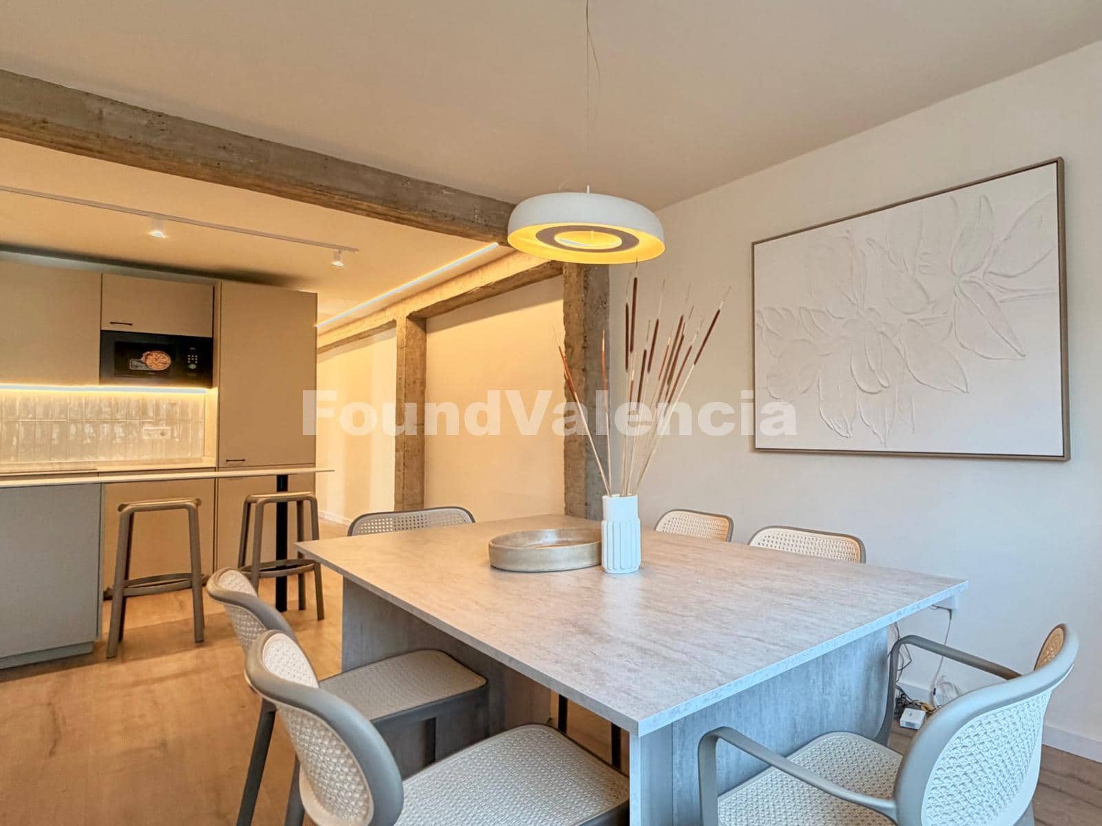 3 slaapkamer Appartement te koop in Valencia stad - € 400.000 (Ref: 9891811)