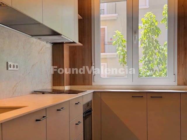 3 Zimmer Apartment zu verkaufen in València Stadt - 590.000 € (Ref: 9891812)