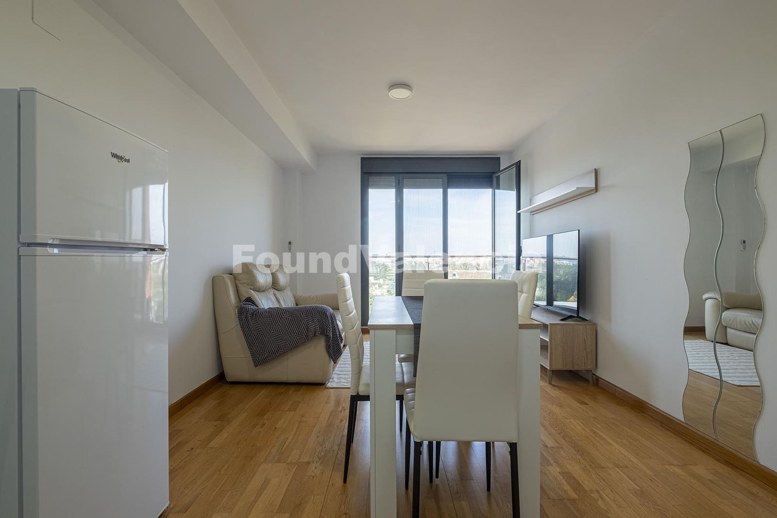 1 Zimmer Apartment zu verkaufen in Manises - 210.000 € (Ref: 9899135)