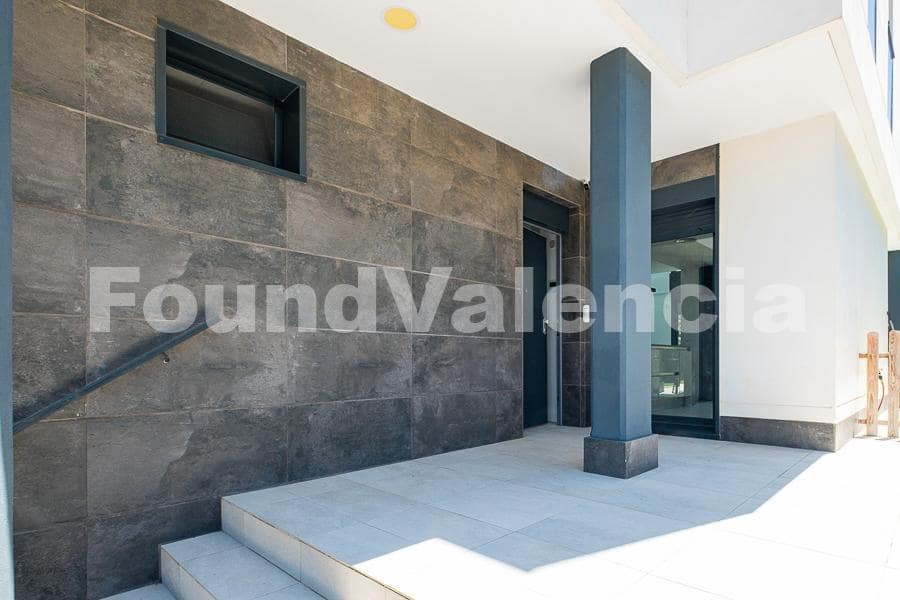 4 makuuhuone Huvila myytävänä paikassa Betera - 790 000 € (Ref: 9903863)
