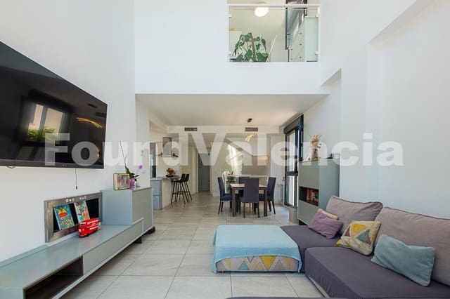 4 makuuhuone Huvila myytävänä paikassa Bétera - 790 000 € (Ref: 9903863)