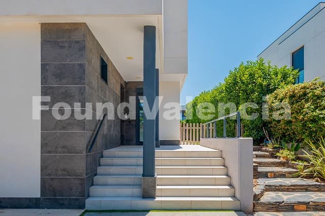 4 makuuhuone Huvila myytävänä paikassa Bétera - 790 000 € (Ref: 9903863)