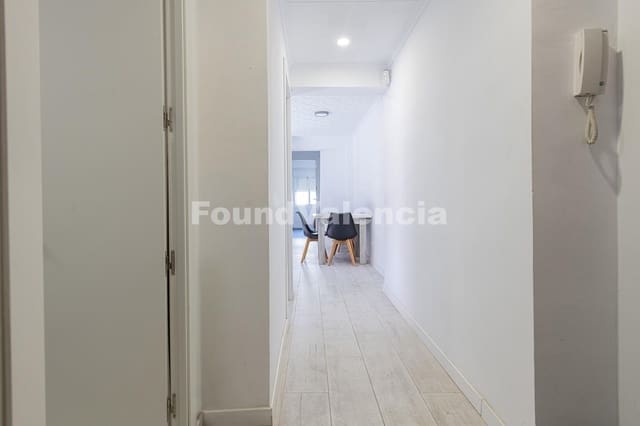 2 sovrum Lägenhet till salu i Valencia stad - 310 000 € (Ref: 9903865)
