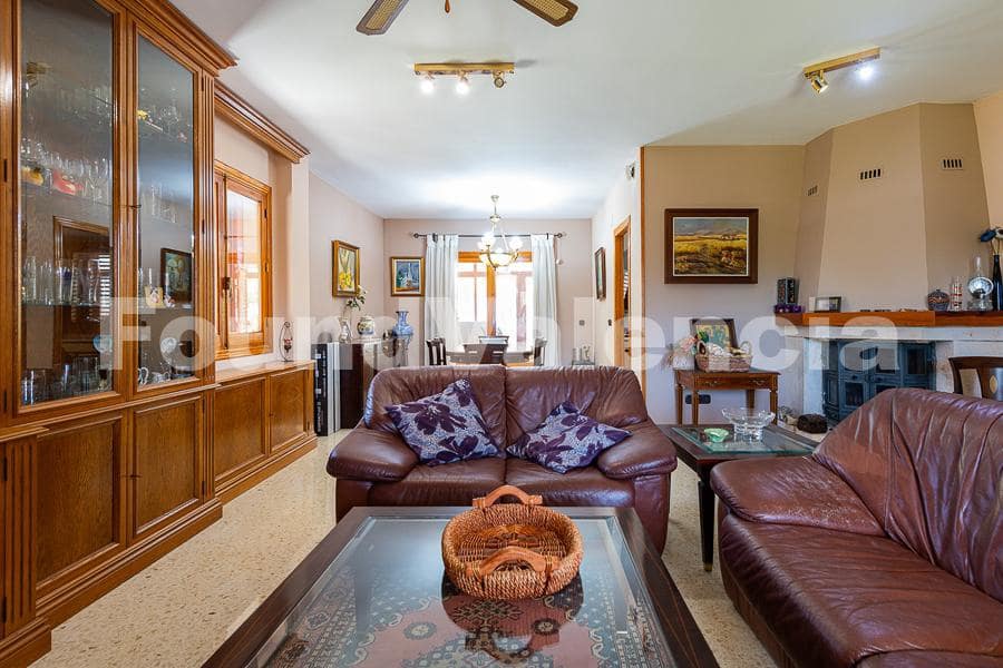 6 chambre Villa/Maison à vendre à Riba-roja de Turia avec piscine garage - 790 000 € (Ref: 9952006)