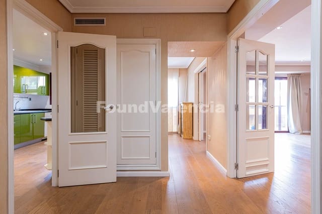 3 slaapkamer Appartement te koop in Valencia stad met garage - € 800.000 (Ref: 9978413)