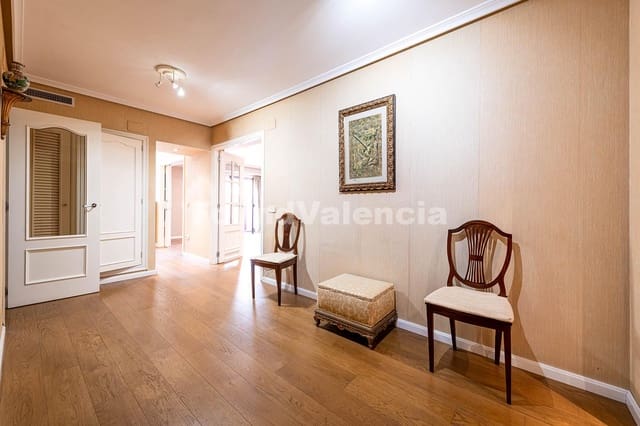 3 slaapkamer Appartement te koop in Valencia stad met garage - € 800.000 (Ref: 9978413)
