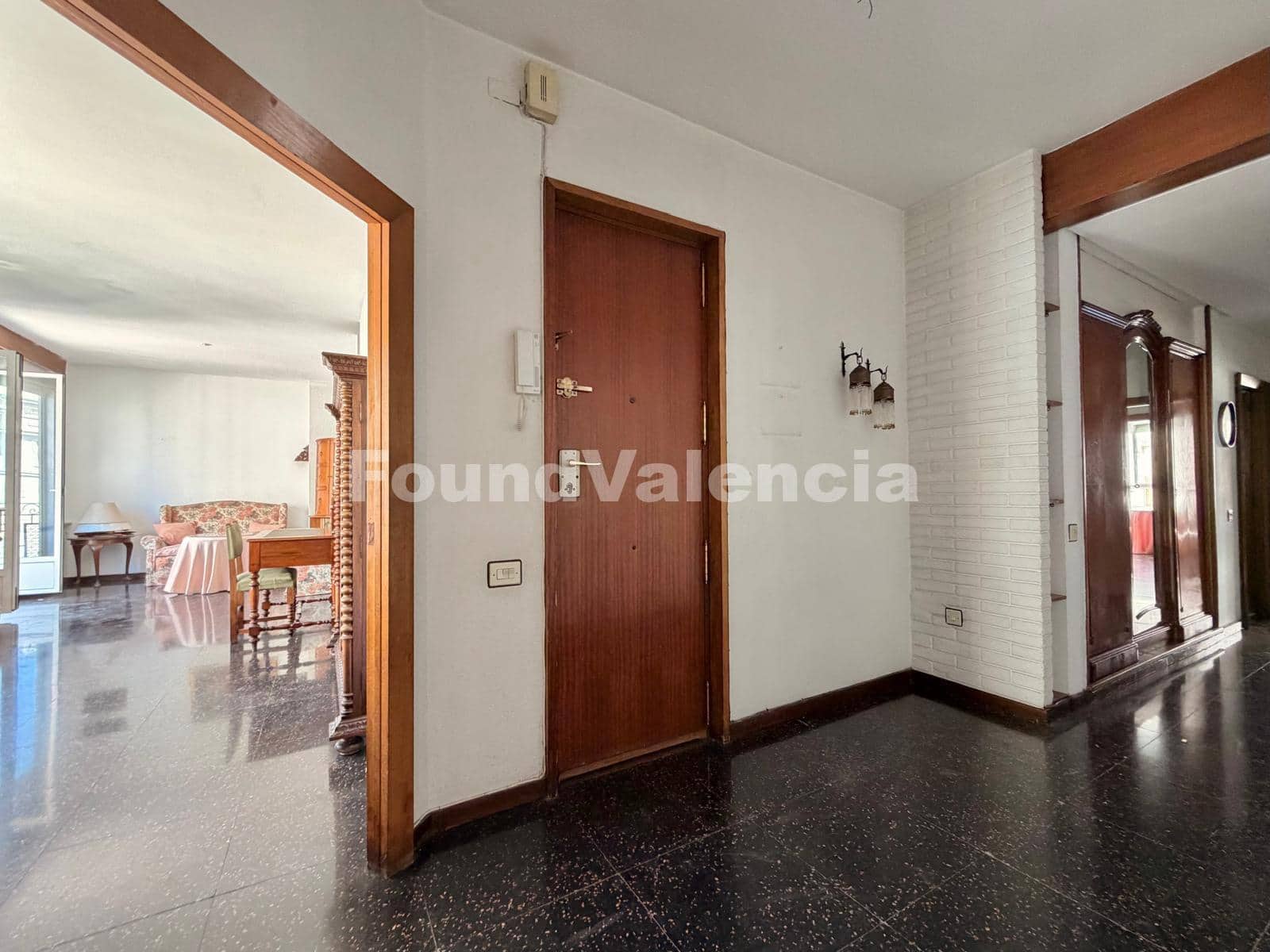 Apartamento de 3 habitaciones en València ciudad en venta - 690.000 € (Ref: 9984478)