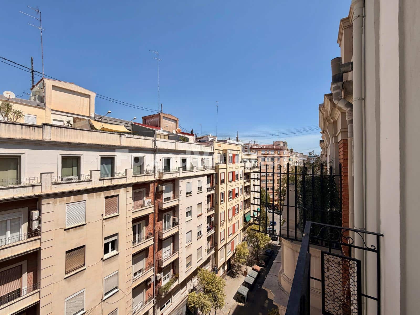 Apartamento de 3 habitaciones en València ciudad en venta - 690.000 € (Ref: 9984478)