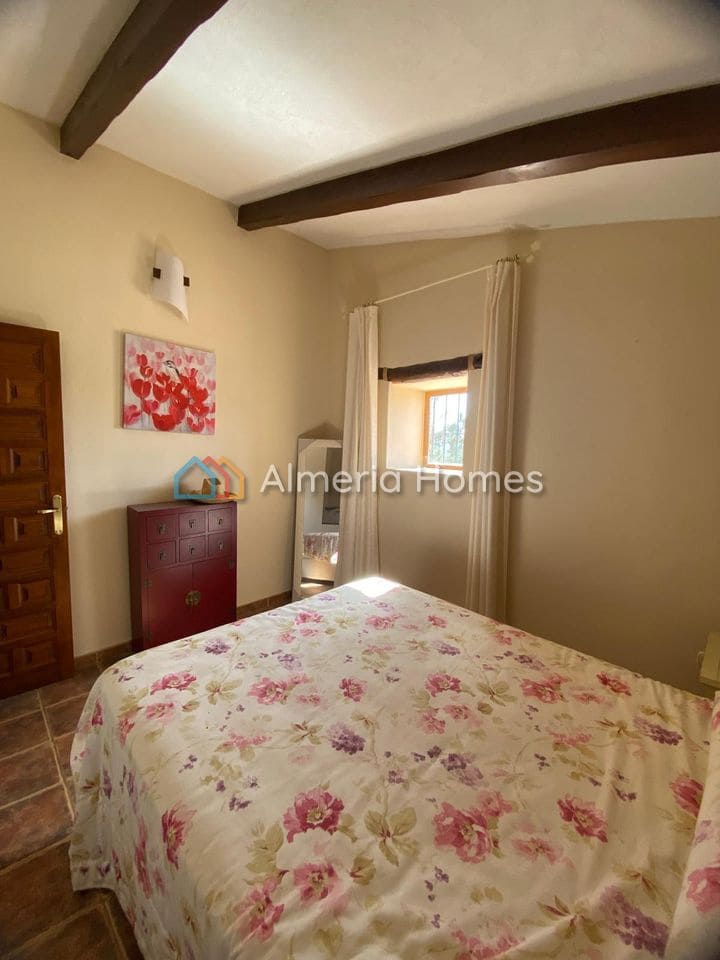 4 slaapkamer Finca/Landhuis te koop in Oria met zwembad - € 169.000 (Ref: 10000882)