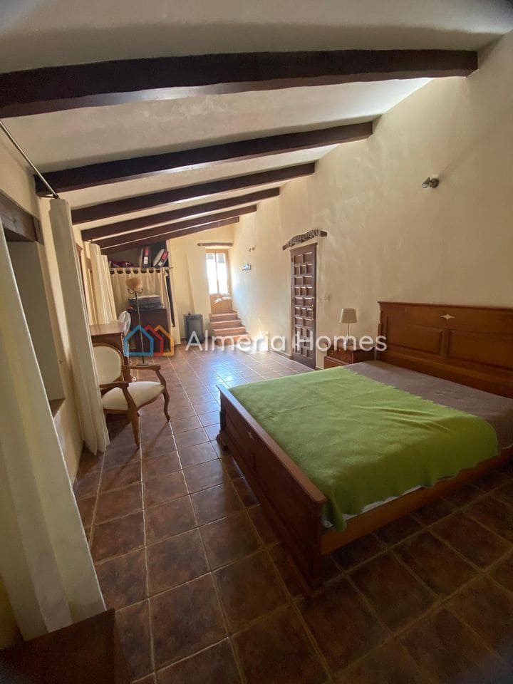 4 slaapkamer Finca/Landhuis te koop in Oria met zwembad - € 169.000 (Ref: 10000882)