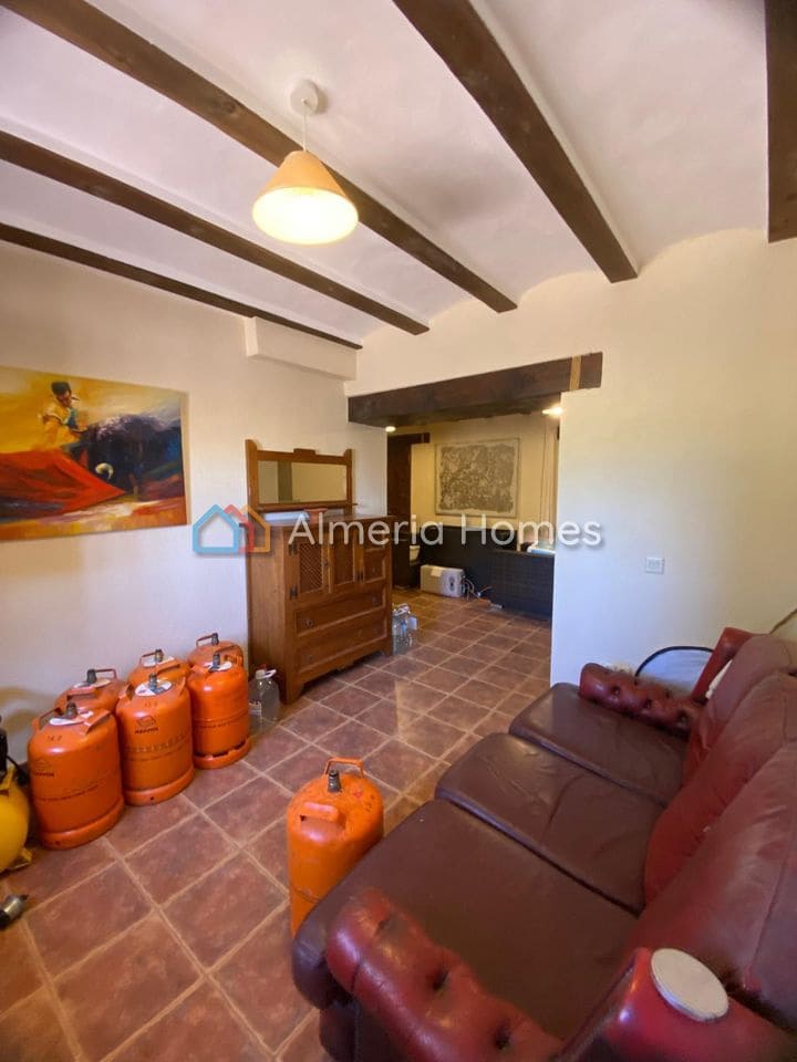 4 slaapkamer Finca/Landhuis te koop in Oria met zwembad - € 169.000 (Ref: 10000882)