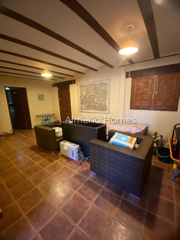 4 slaapkamer Finca/Landhuis te koop in Oria met zwembad - € 169.000 (Ref: 10000882)
