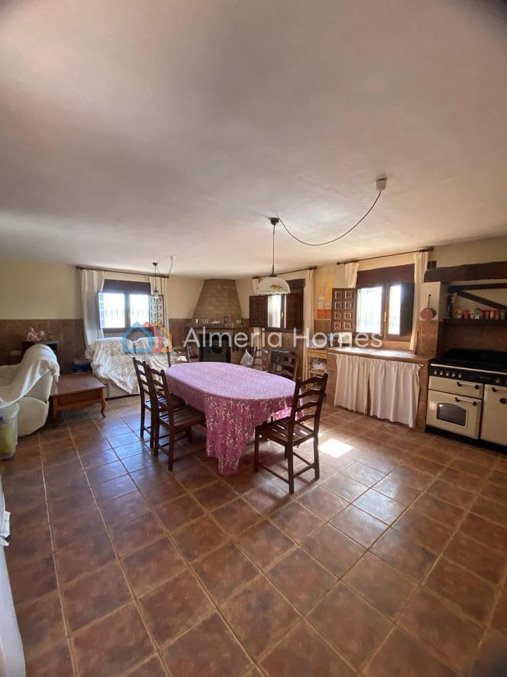 4 slaapkamer Finca/Landhuis te koop in Oria met zwembad - € 169.000 (Ref: 10000882)