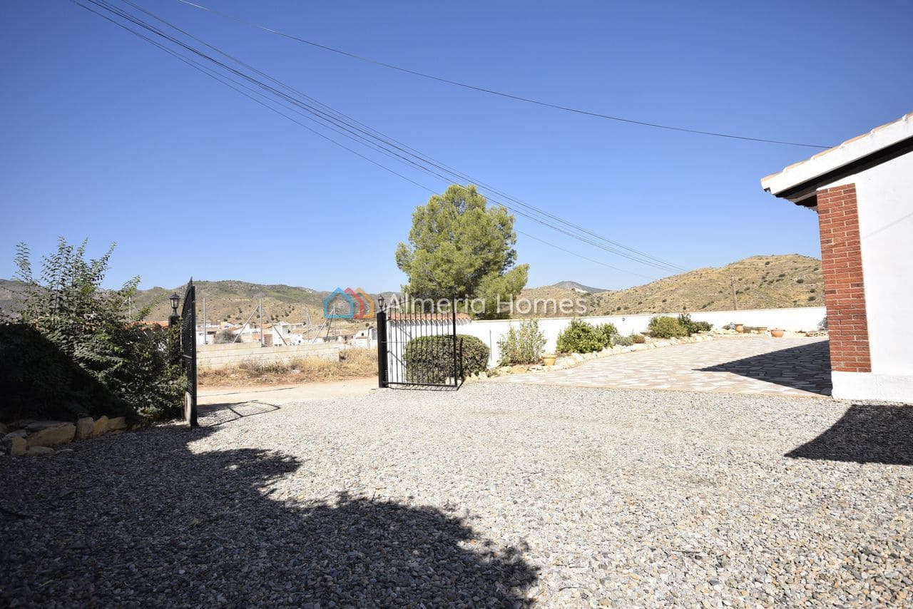2 sovrum Villa till salu i Albanchez med garage - 169 995 € (Ref: 10001234)