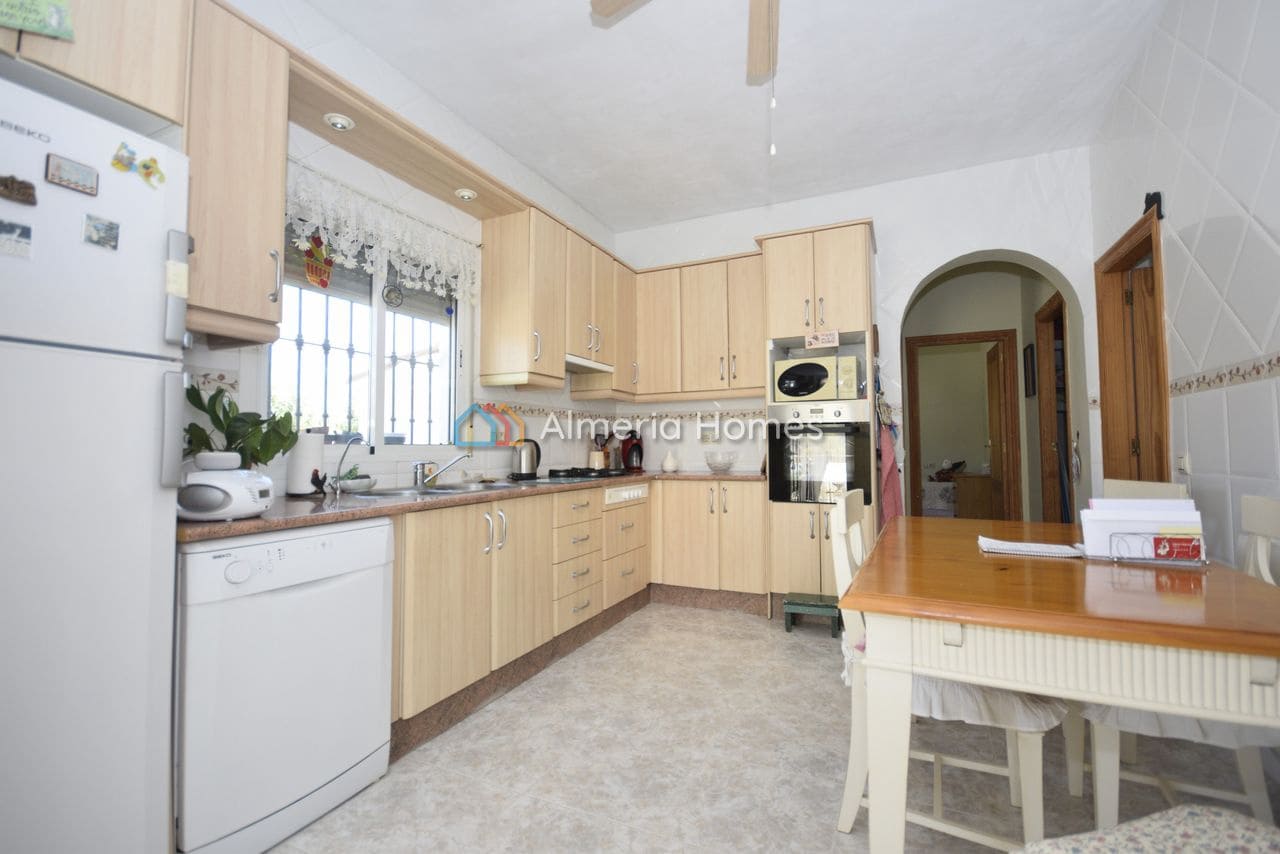 2 sovrum Villa till salu i Albanchez med garage - 169 995 € (Ref: 10001234)