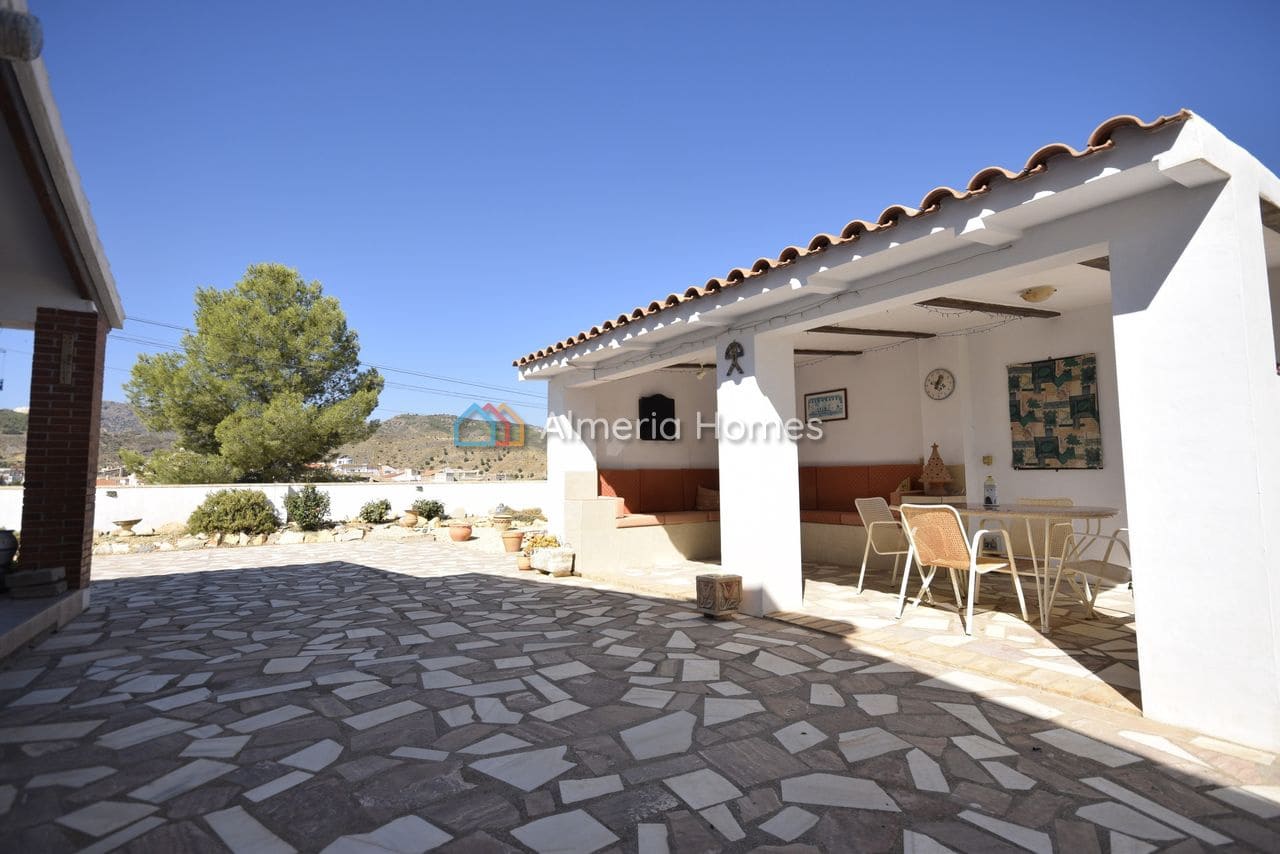 2 sovrum Villa till salu i Albanchez med garage - 169 995 € (Ref: 10001234)
