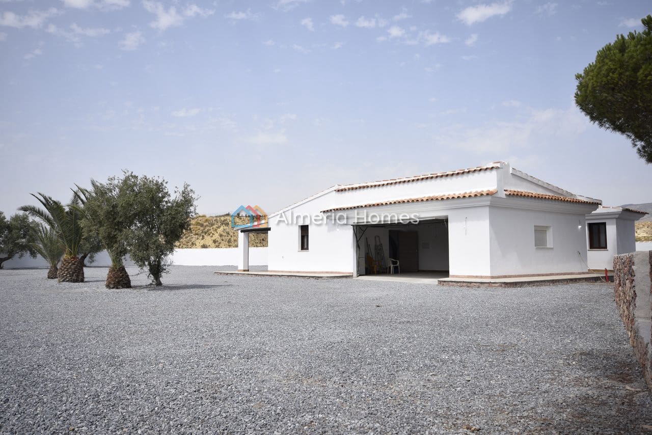 2 bedroom Villa for sale in Partaloa with garage - € 359,950 (Ref: 10009614)