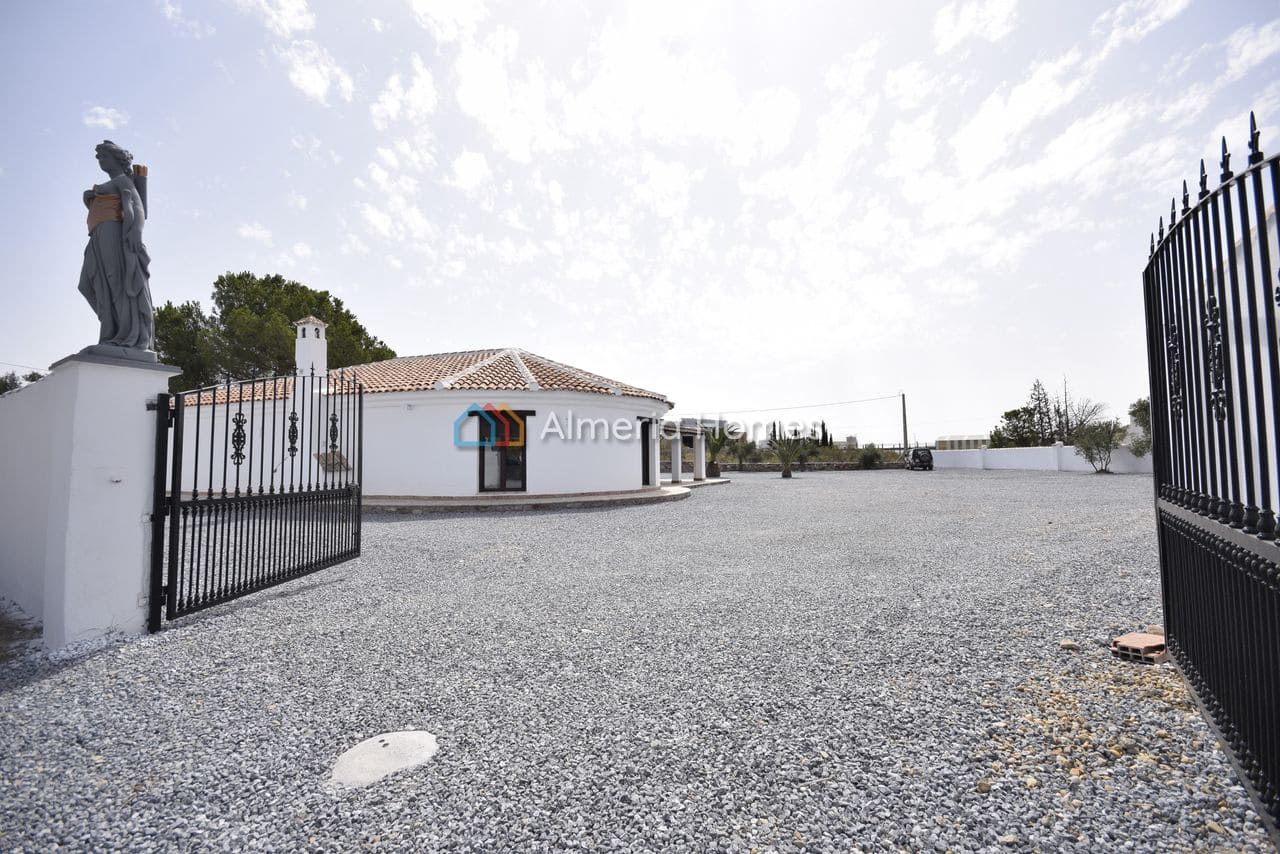 2 bedroom Villa for sale in Partaloa with garage - € 359,950 (Ref: 10009614)