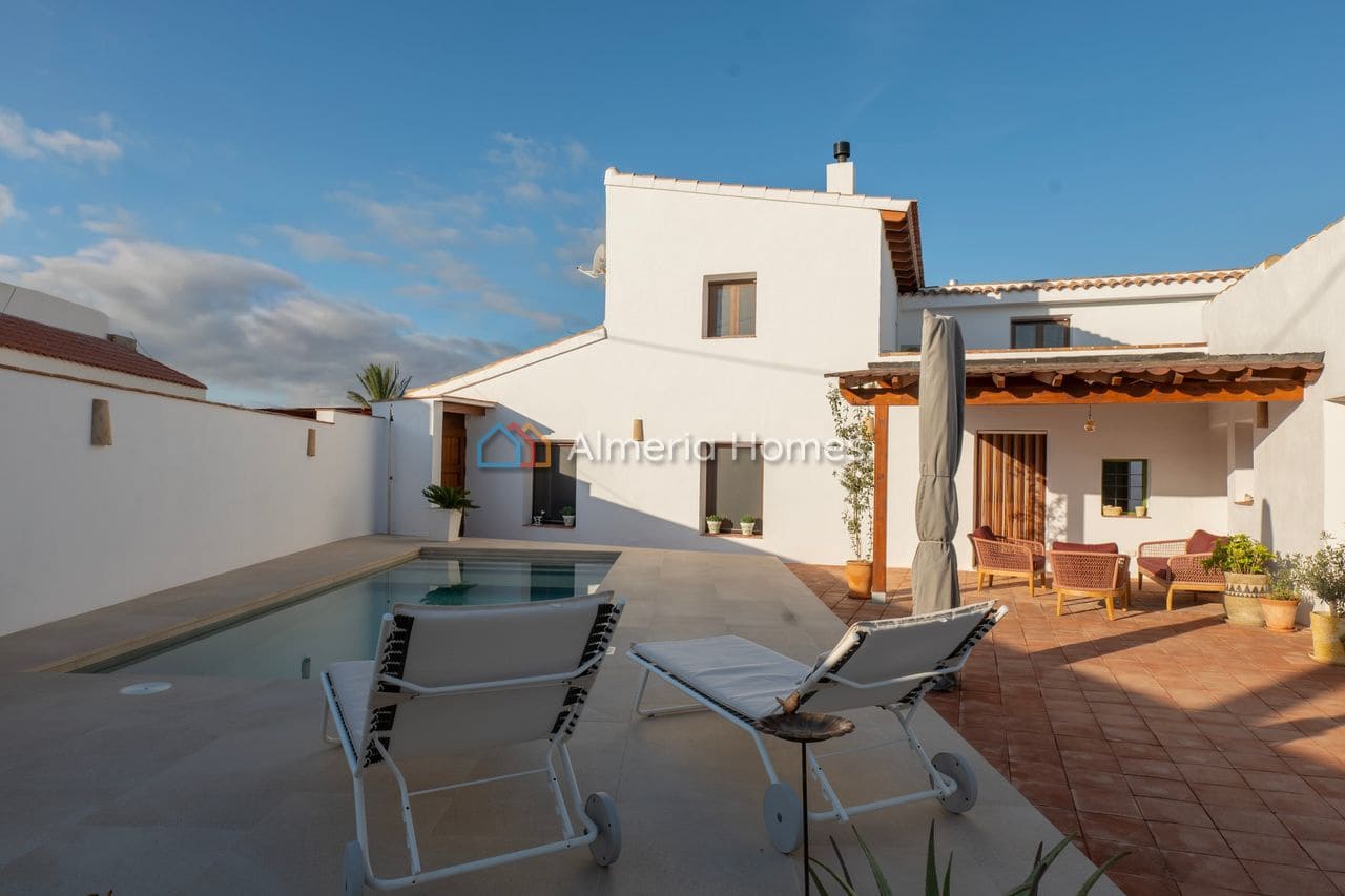 3 camera da letto Finca/Casa di Campagna in vendita in Albox con piscina - 395.000 € (Rif: 10011849)