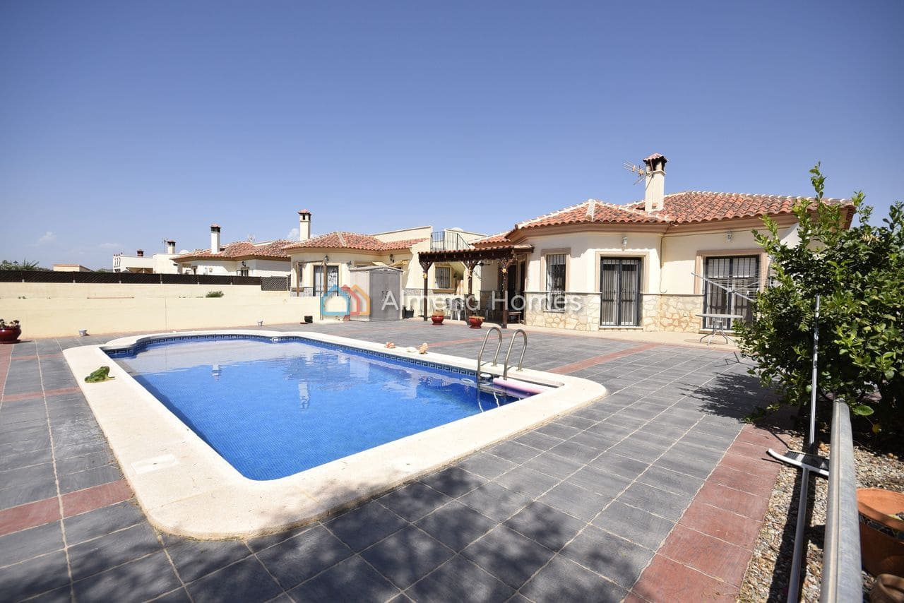 3 bedroom Villa for sale in Partaloa with pool garage - € 239,950 (Ref: 10016646)