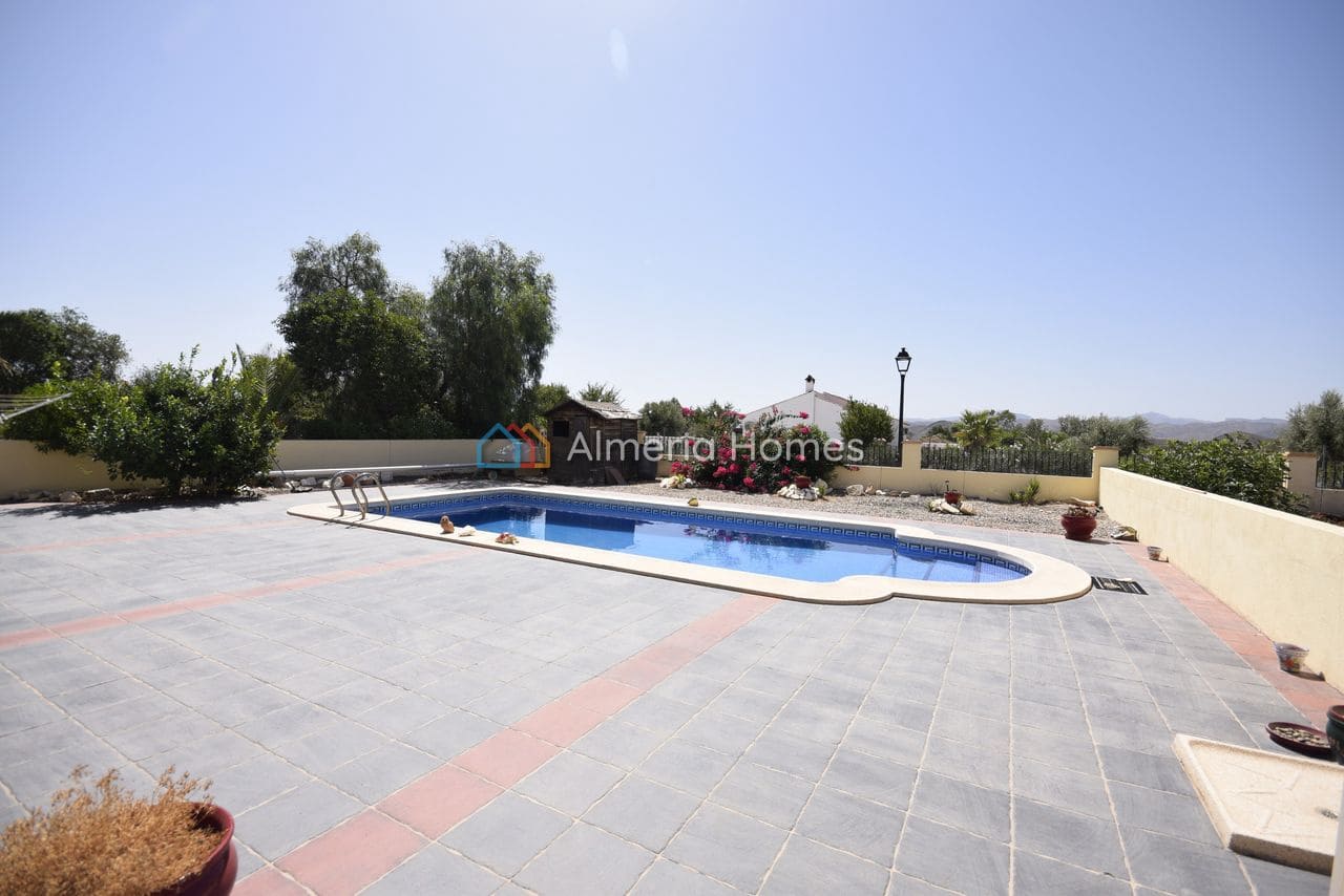3 bedroom Villa for sale in Partaloa with pool garage - € 239,950 (Ref: 10016646)