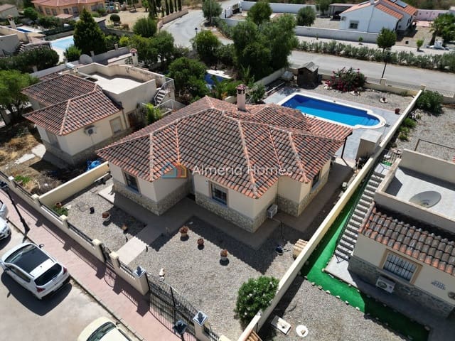 3 Zimmer Villa zu verkaufen in Partaloa mit Pool Garage - 239.950 € (Ref: 10016646)