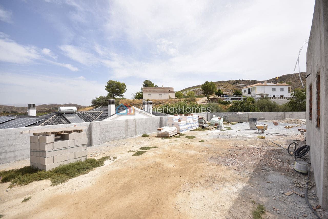 3 bedroom Villa for sale in Arboleas with pool - € 280,000 (Ref: 10019684)