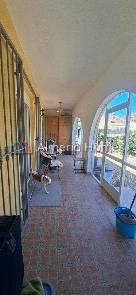 Chalet de 3 habitaciones en Arboleas en venta con piscina garaje - 255.000 € (Ref: 10021615)