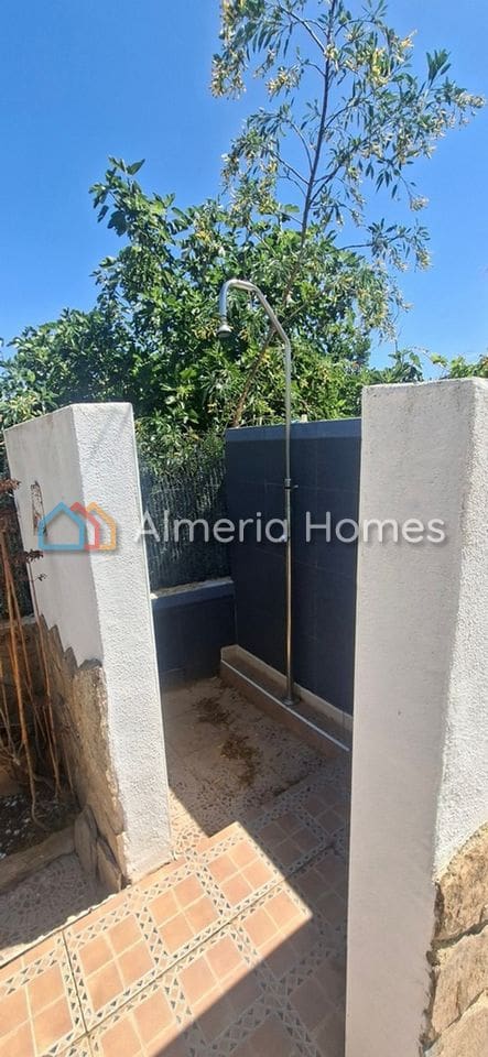 Chalet de 3 habitaciones en Arboleas en venta con piscina garaje - 255.000 € (Ref: 10021615)