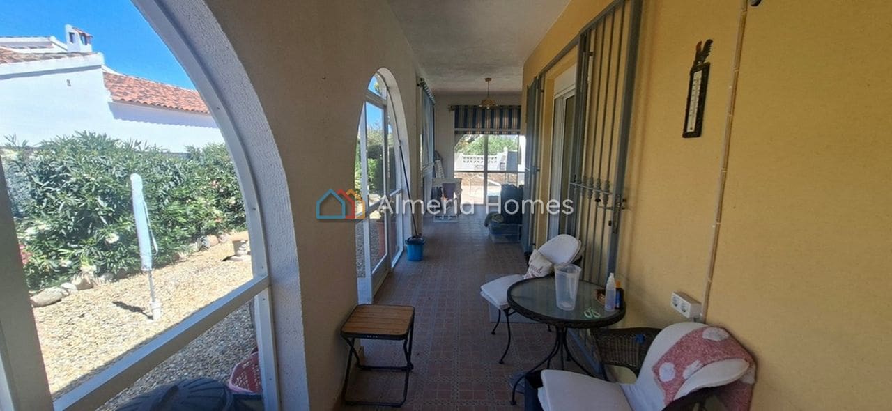 Chalet de 3 habitaciones en Arboleas en venta con piscina garaje - 255.000 € (Ref: 10021615)