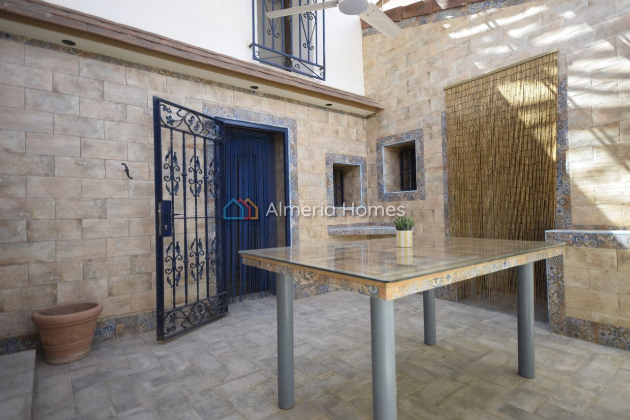5 slaapkamer Finca/Landhuis te koop in Huercal-Overa met zwembad garage - € 485.000 (Ref: 10023080)