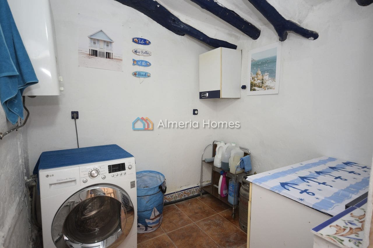 5 slaapkamer Finca/Landhuis te koop in Huercal-Overa met zwembad garage - € 485.000 (Ref: 10023080)