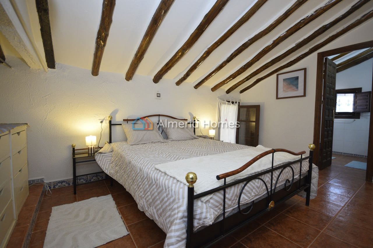 5 slaapkamer Finca/Landhuis te koop in Huercal-Overa met zwembad garage - € 485.000 (Ref: 10023080)