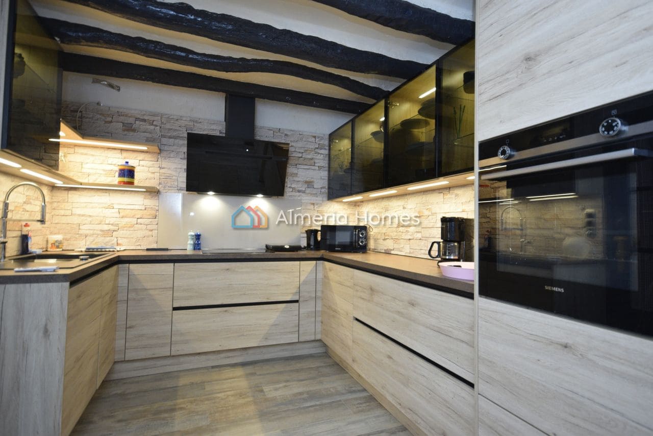 5 slaapkamer Finca/Landhuis te koop in Huercal-Overa met zwembad garage - € 485.000 (Ref: 10023080)