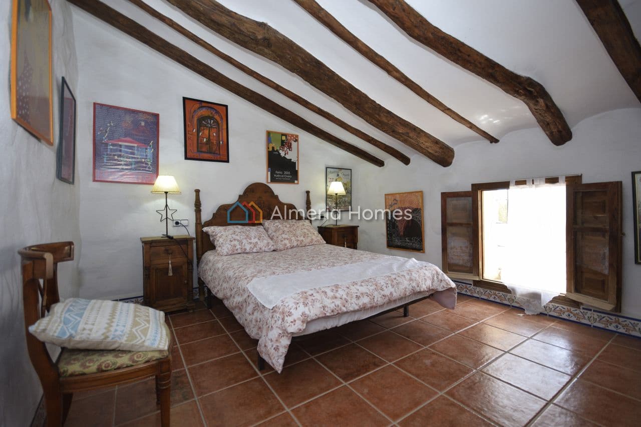 5 slaapkamer Finca/Landhuis te koop in Huercal-Overa met zwembad garage - € 485.000 (Ref: 10023080)