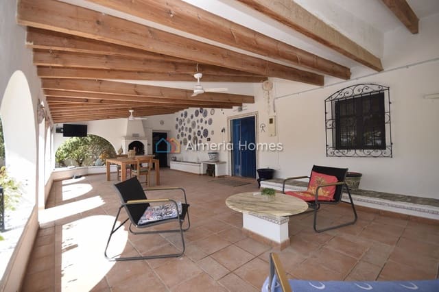 5 bedroom Finca/Country House for sale in Huércal-Overa with pool garage - € 485,000 (Ref: 10023080)