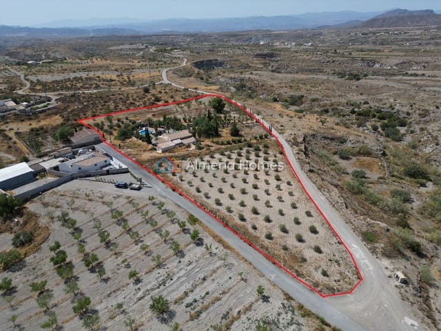 5 bedroom Finca/Country House for sale in Huércal-Overa with pool garage - € 485,000 (Ref: 10023080)