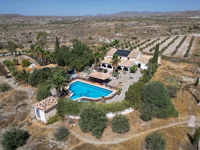 5 bedroom Finca/Country House for sale in Huércal-Overa with pool garage - € 485,000 (Ref: 10023080)