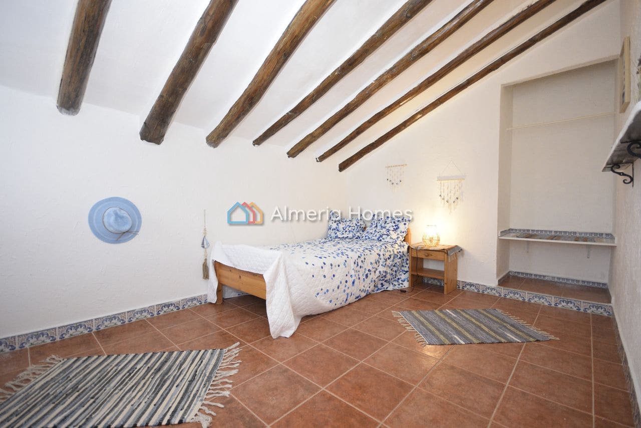 5 slaapkamer Finca/Landhuis te koop in Huercal-Overa met zwembad garage - € 485.000 (Ref: 10023080)
