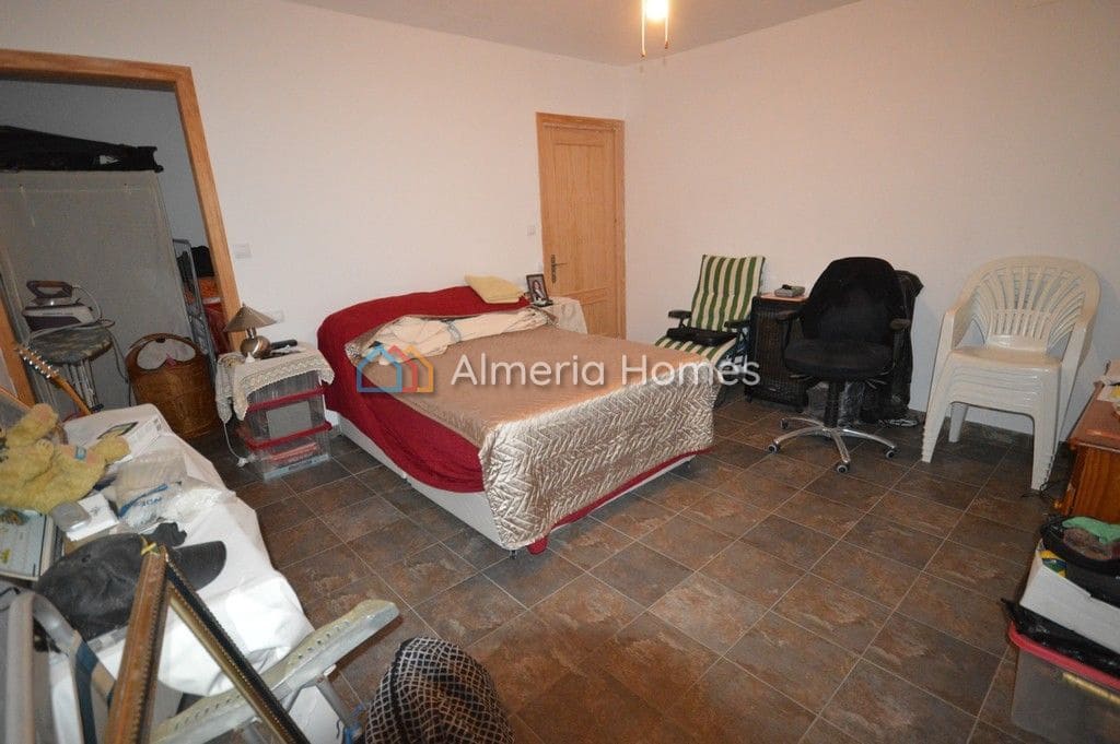 6 Zimmer Finca/Landgut zu verkaufen in Arboleas mit Garage - 269.000 € (Ref: 10026148)