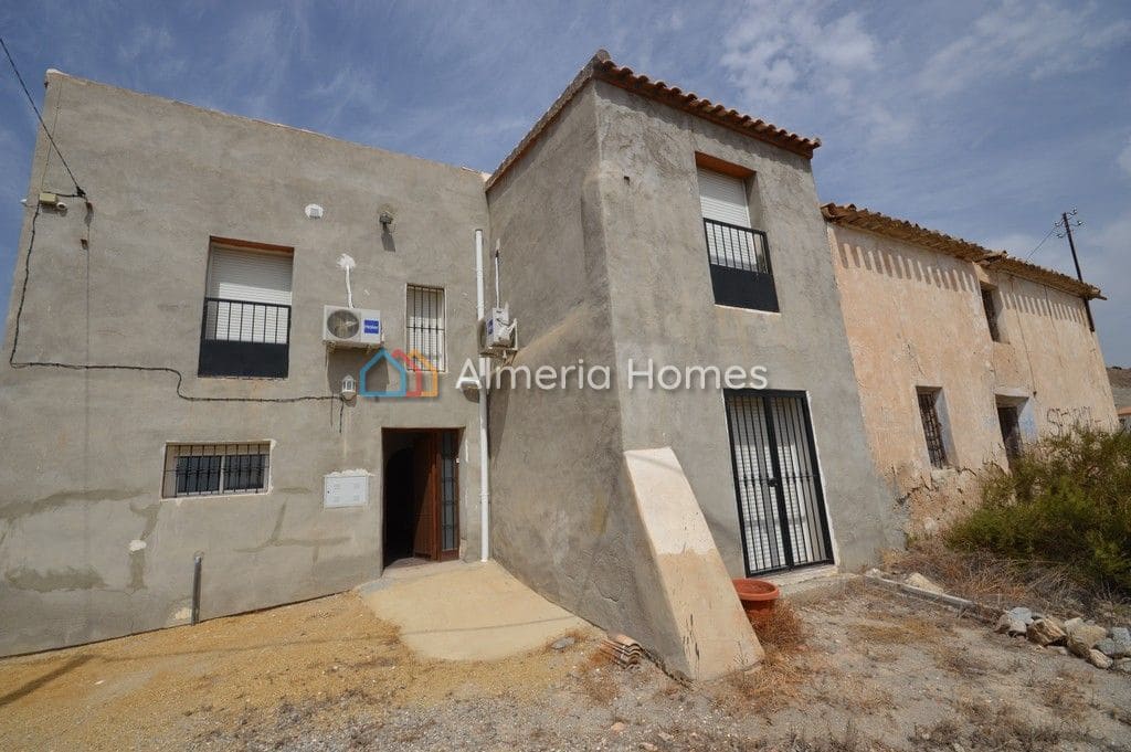 6 Zimmer Finca/Landgut zu verkaufen in Arboleas mit Garage - 269.000 € (Ref: 10026148)