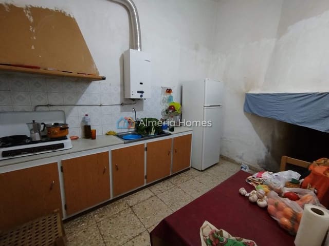 3 soverom Hus til salgs i Caniles med garasje - € 54 000 (Ref: 10030971)