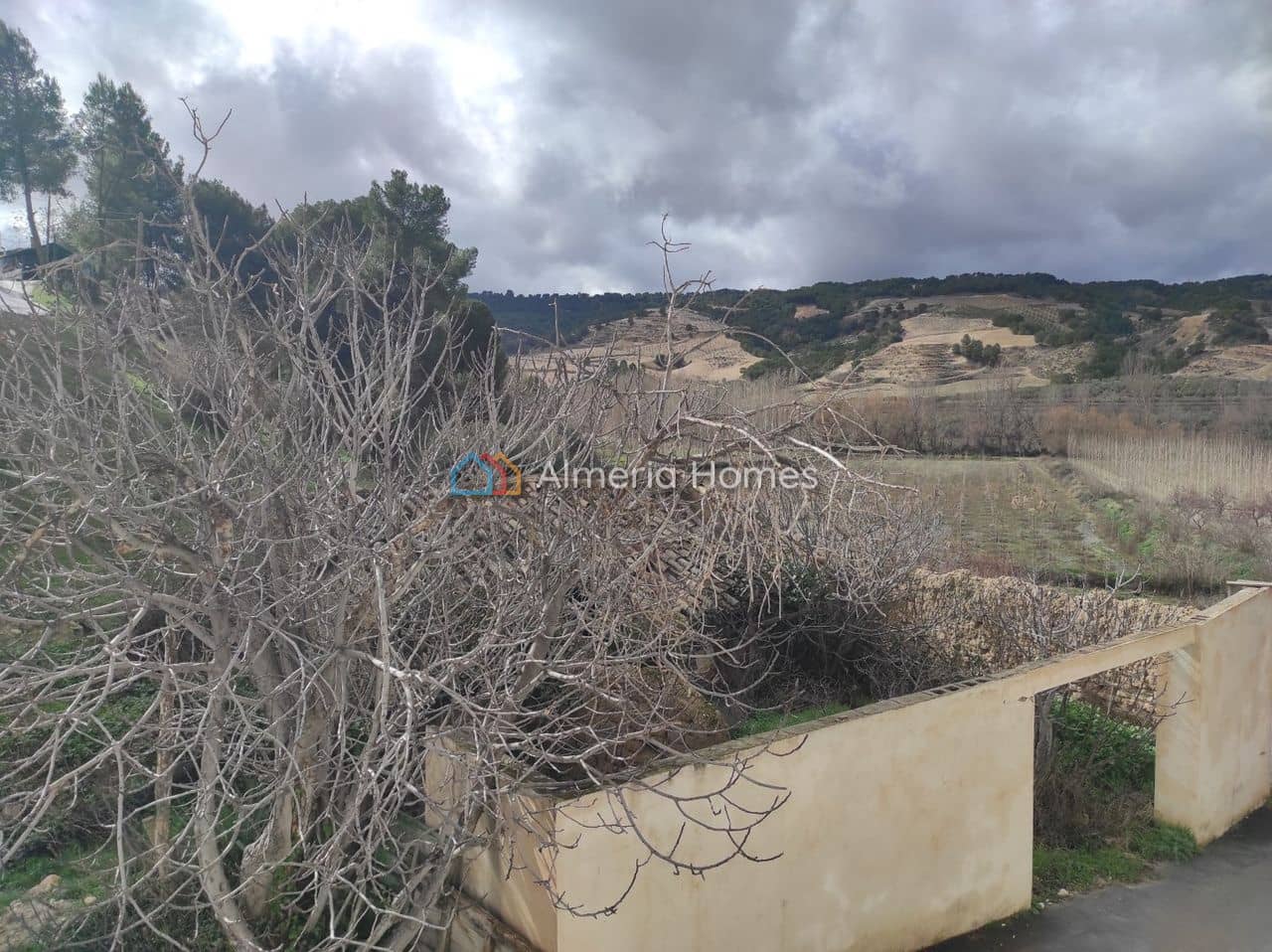 Casa de 3 habitaciones en Cortes de Baza en venta con garaje - 55.000 € (Ref: 10030972)