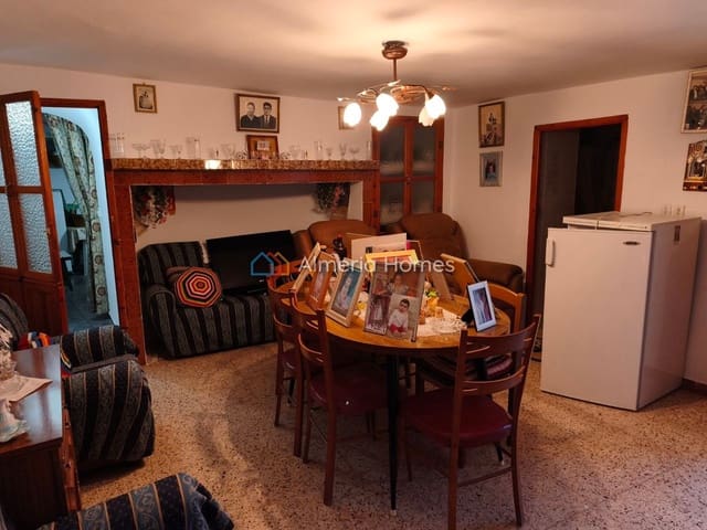 3 makuuhuone Maalaistalo myytävänä paikassa Huéscar - 35 000 € (Ref: 10030974)