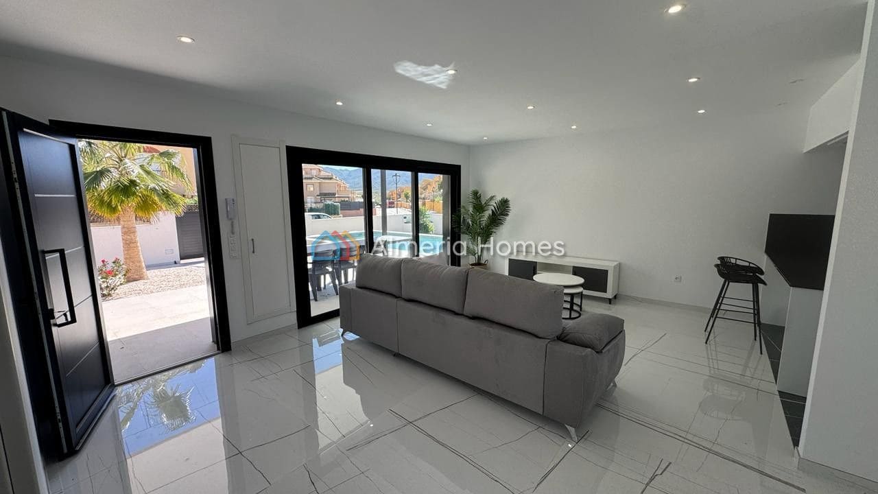 3 soverom Villa til salgs i Los Gallardos med svømmebasseng - € 324 000 (Ref: 10030979)