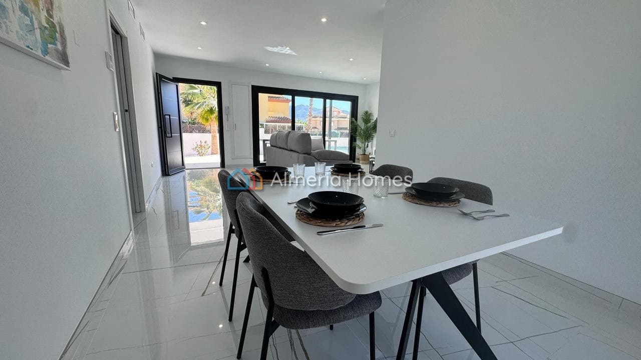 3 soverom Villa til salgs i Los Gallardos med svømmebasseng - € 324 000 (Ref: 10030979)