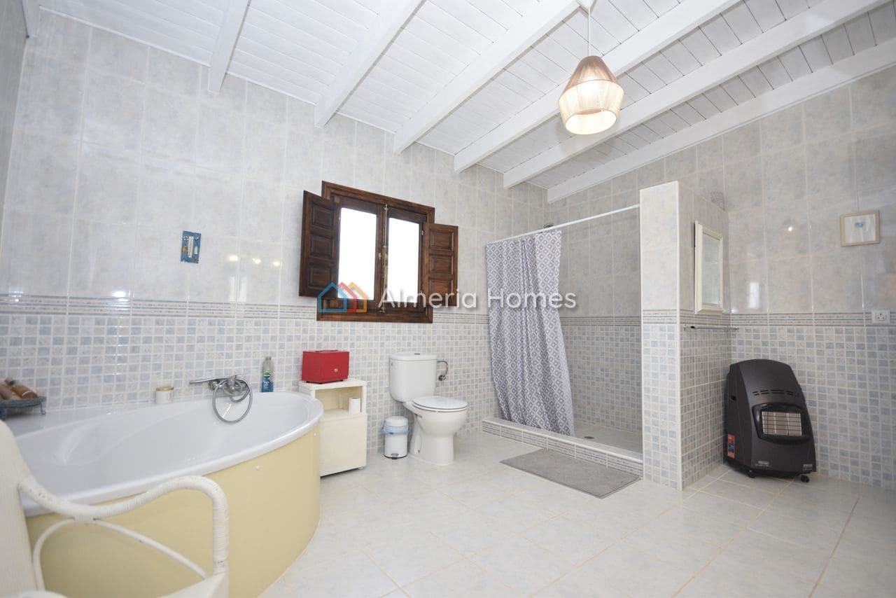 6 camera da letto Finca/Casa di Campagna in vendita in Albox con piscina garage - 339.950 € (Rif: 10035944)