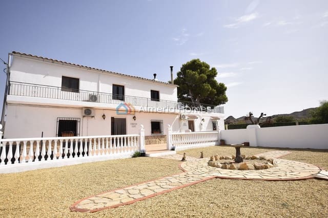 6 sovrum Finca/Hus på landet till salu i Albox med pool garage - 339 950 € (Ref: 10035944)
