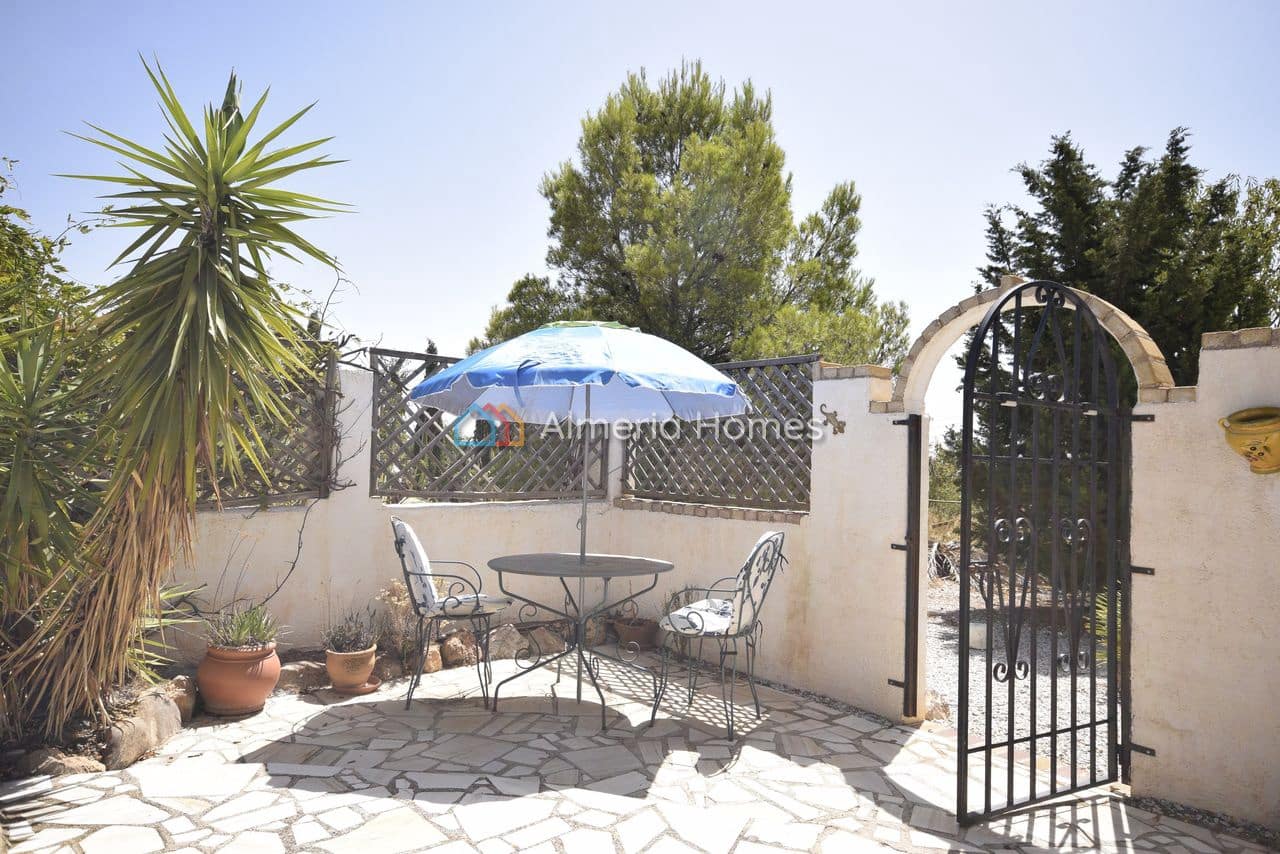 3 quarto Moradia para venda em Oria com piscina - 224 995 € (Ref: 10035945)