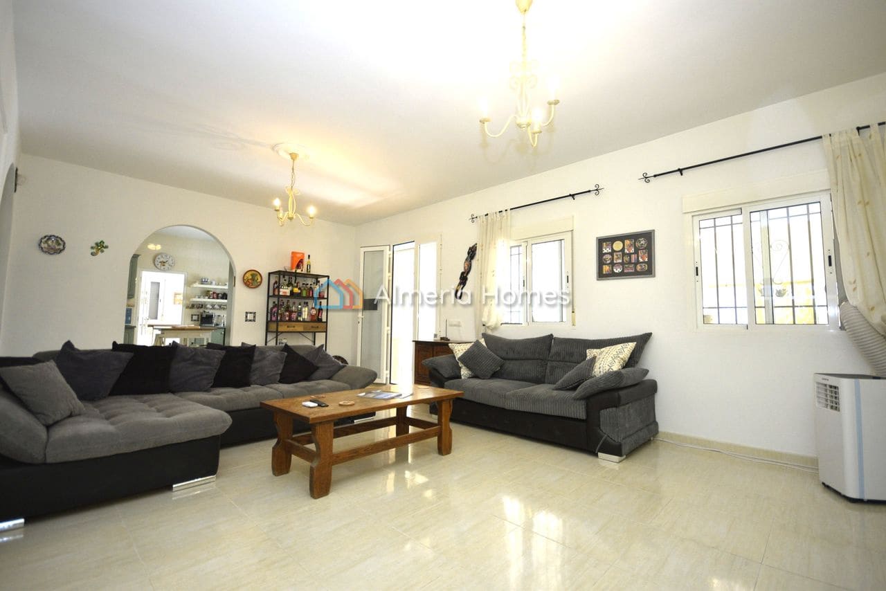 3 quarto Moradia para venda em Oria com piscina - 224 995 € (Ref: 10035945)